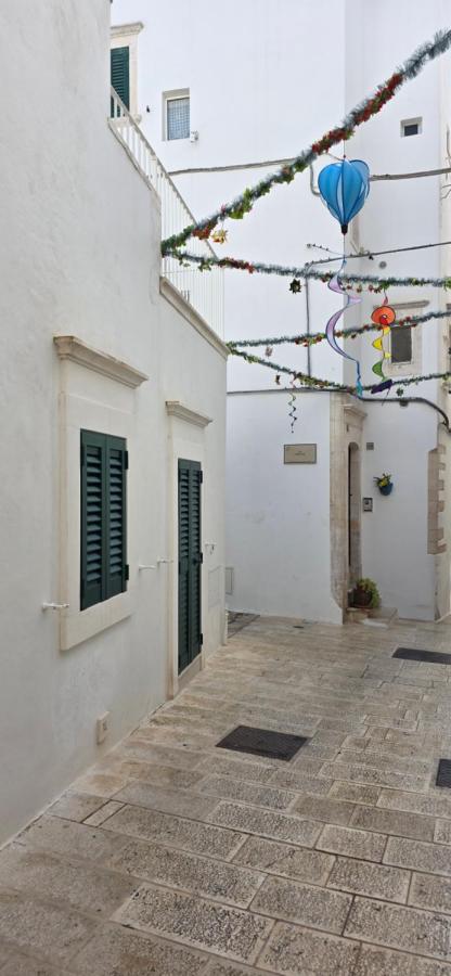 Le vie bianche del centro storico di Martina Franca
