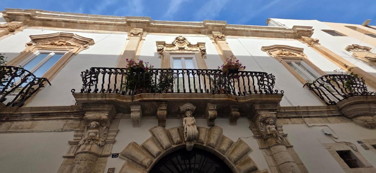 Balcone barocco a Martina Franca
